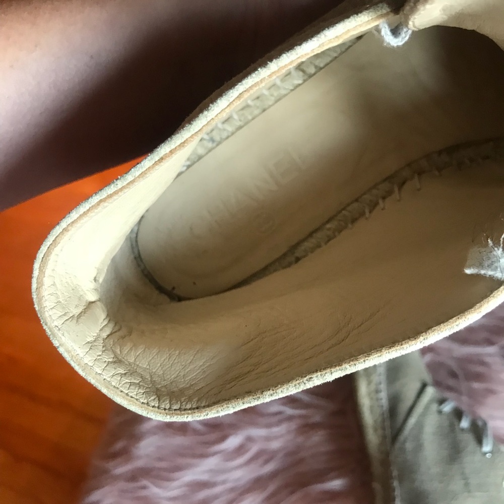 SOLD!Chanel Sneakers shoes 38 8 ankle hi top - Picture 6 of 8